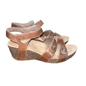 Dansko Savannah 37 Tan Leather Ankle Strap Platform Faux Cork Wedge Sandals